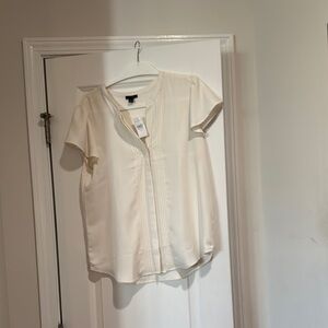 Ann Taylor Cream Button Down Shirt Short Sleeve Mandarin Collar